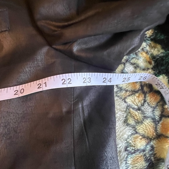 Men’s Calvin  Klein Faux Leather Blazer - Picture 8 of 9